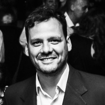 Agustín García Aramburu.